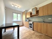 Pronájem bytu 2+1, Padělky III, Zlín, cena 13000 CZK / objekt / měsíc, nabízí CENTURY 21 Style Happy