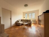 K pronájmu prostorný slunný byt 3+1 s balkonem, 68 m2, Malenovice - Tř. Svobody, cena 18900 CZK / objekt / měsíc, nabízí 