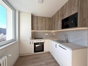 Pronájem bytu 1+1 s balkonem po rekonstrukci - Zlín, ul. Kvítková, cena 13140 CZK / objekt / měsíc, nabízí Exporeality