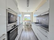 Pronájem bytu 2+1 s balkonem, 62 m2 - Zlín, Jižní Svahy, ul. Křiby, cena 15100 CZK / objekt / měsíc, nabízí Exporeality