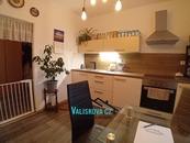 Prodej bytu 2+1 parkováním a lodžií 57 m2, Zborovice, cena 3200000 CZK / objekt, nabízí 