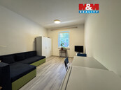 Pronájem bytu 1+kk, 23 m2, Zlín, ul. Kvítková, cena 10500 CZK / objekt / měsíc, nabízí 