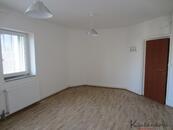 Pronájem bytu 1+kk /OV/, 27m2 Zlín-Štefánikova, cena 9900 CZK / objekt / měsíc, nabízí RK Dana Klačánková