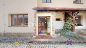 Pronájem bytu 4+1 133 m2, Zlín - Malenovice, cena 25000 CZK / objekt / měsíc, nabízí EXPLICIT REALITY, s.r.o.