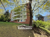 Prodej bytu 4+1 77 m2, Zlín - prostorný byt s výhledem do zeleně, cena 6600000 CZK / objekt, nabízí 