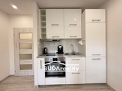 Prodej bytu 1+kk 27 m2, Zlín -i s vybavením, cena 3590000 CZK / objekt, nabízí 
