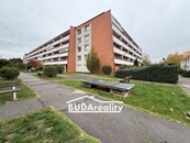 Pronájem bytu 2+1 66 m2, Zlín, prostorný, zrekonstruvaný, cena 20000 CZK / objekt / měsíc, nabízí Buďa reality