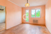 Prodej prostorného bytu 3+1 s balkonem v oblíbených Malenovicích, cena 4900000 CZK / objekt, nabízí 