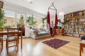 Prodej slunného bytu 3+1 (79 m2) s balkonem v žádané lokalitě Zlín - Louky, cena 6350000 CZK / objekt, nabízí 