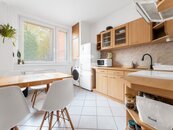 Prodej bytu 3+1 s lodžií, 67 m2, Zlín - Křiby, cena 4990000 CZK / objekt, nabízí 