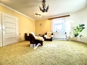 Prodej, byt, 3+1, 85m2, zahrada 90m2, garáž, sklep 15m2, velká půda, cena 4300000 CZK / objekt, nabízí 